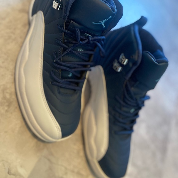 Selling New Shoes